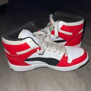 Puma men’s High Top Sneakers